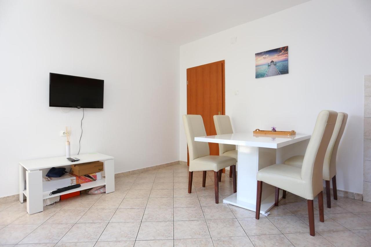 Apartments With A Parking Space Split - 11518 Bagian luar foto